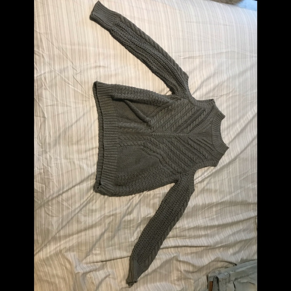 Aéropostale sweater